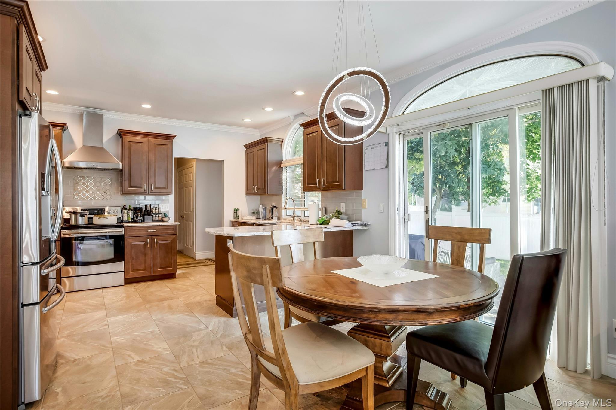 Single Family Raphael Boulevard Suffolk County, NY 11767, MLS-1041490-9