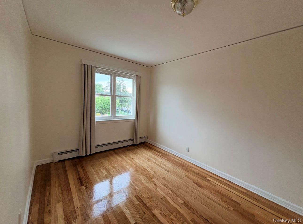 Single Family Utopia Parkway Queens, NY 11366, MLS-1041498-16