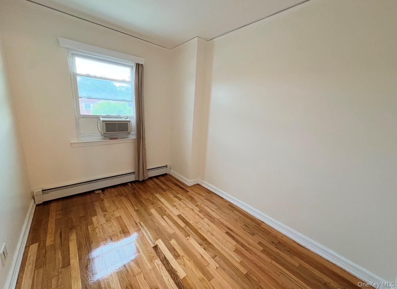 Single Family Utopia Parkway Queens, NY 11366, MLS-1041498-20