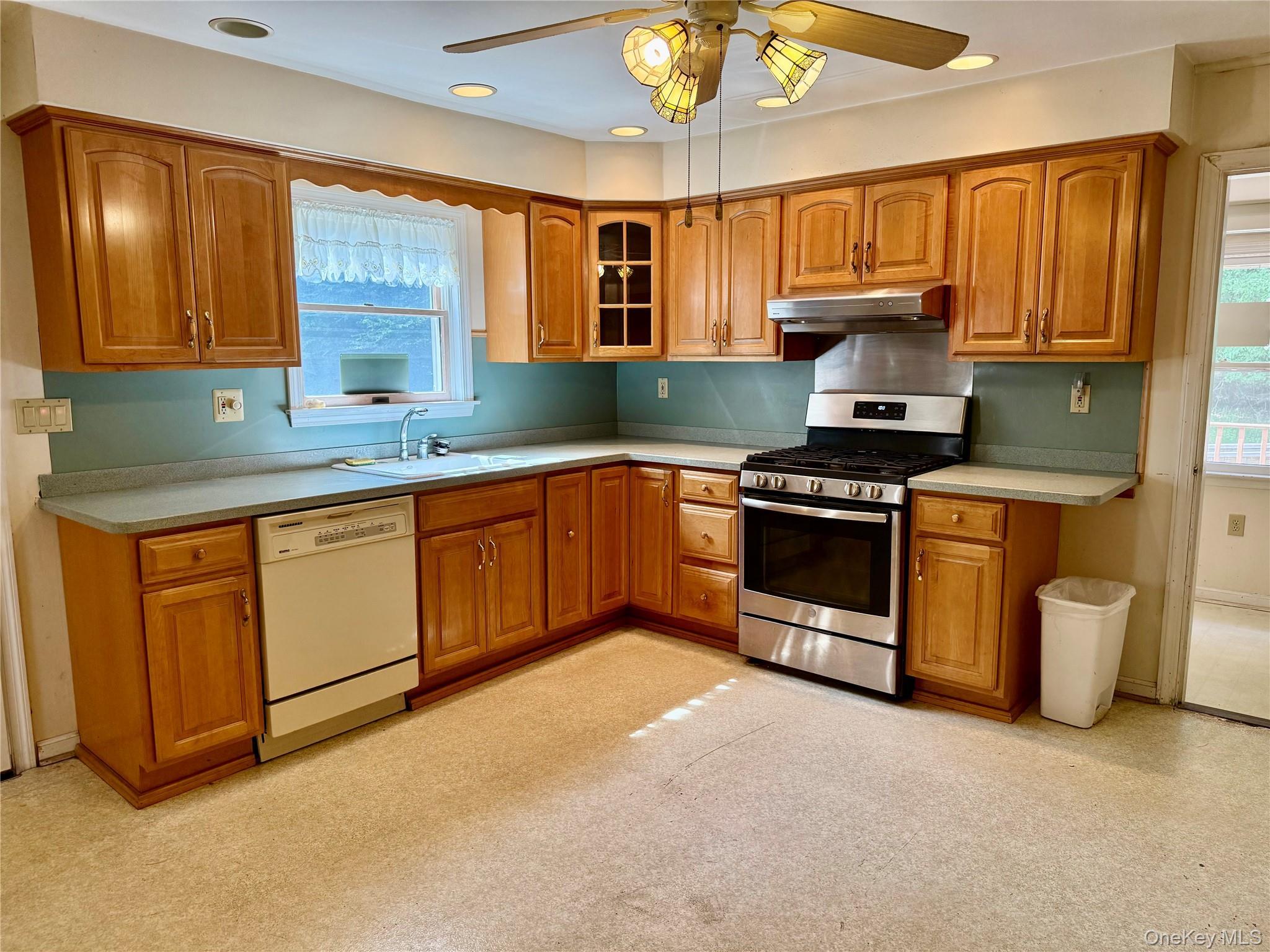 Single Family Grossi Lane Ulster County, NY 12566, MLS-1041504-2
