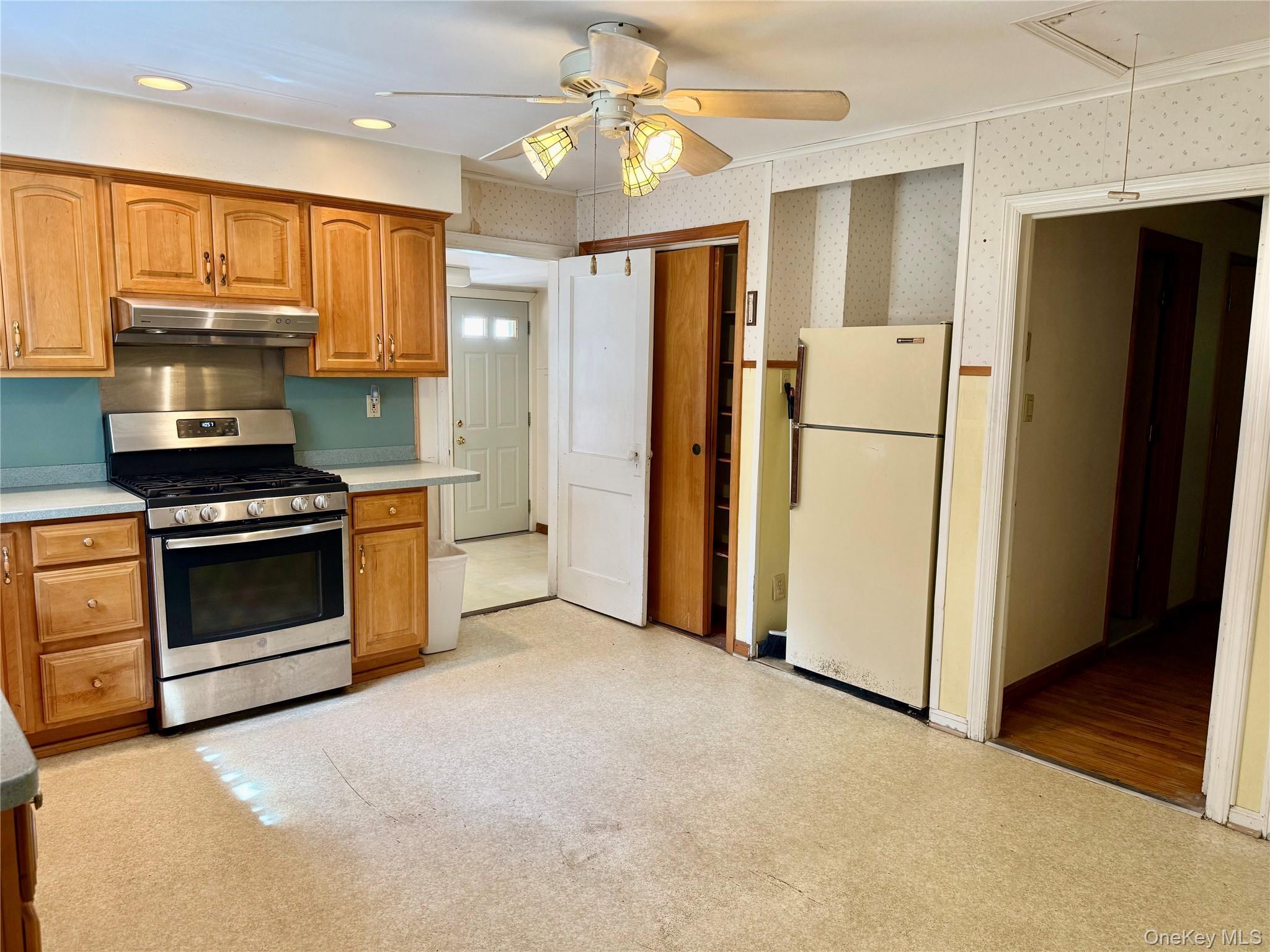 Single Family Grossi Lane Ulster County, NY 12566, MLS-1041504-3