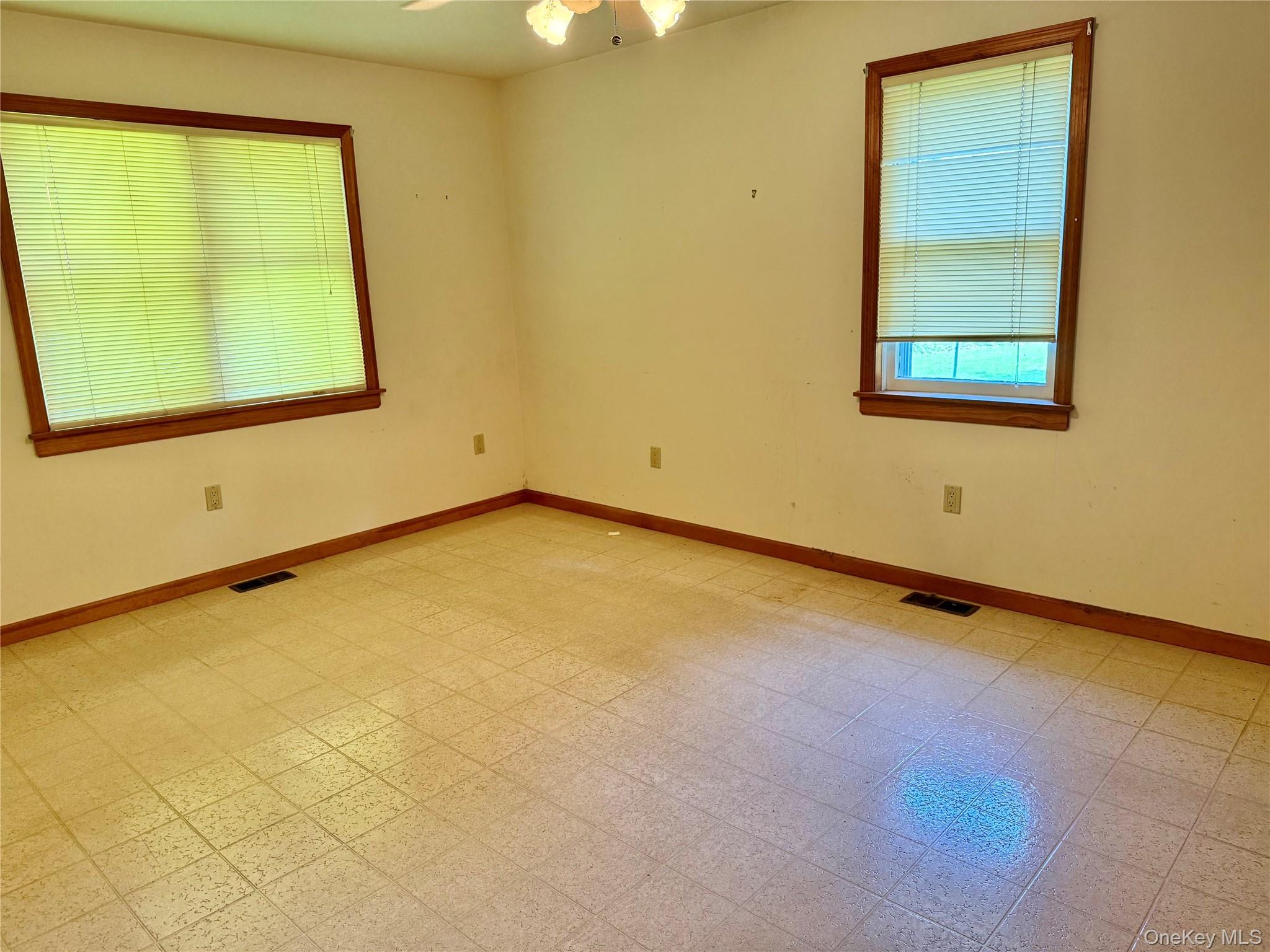 Single Family Grossi Lane Ulster County, NY 12566, MLS-1041504-8
