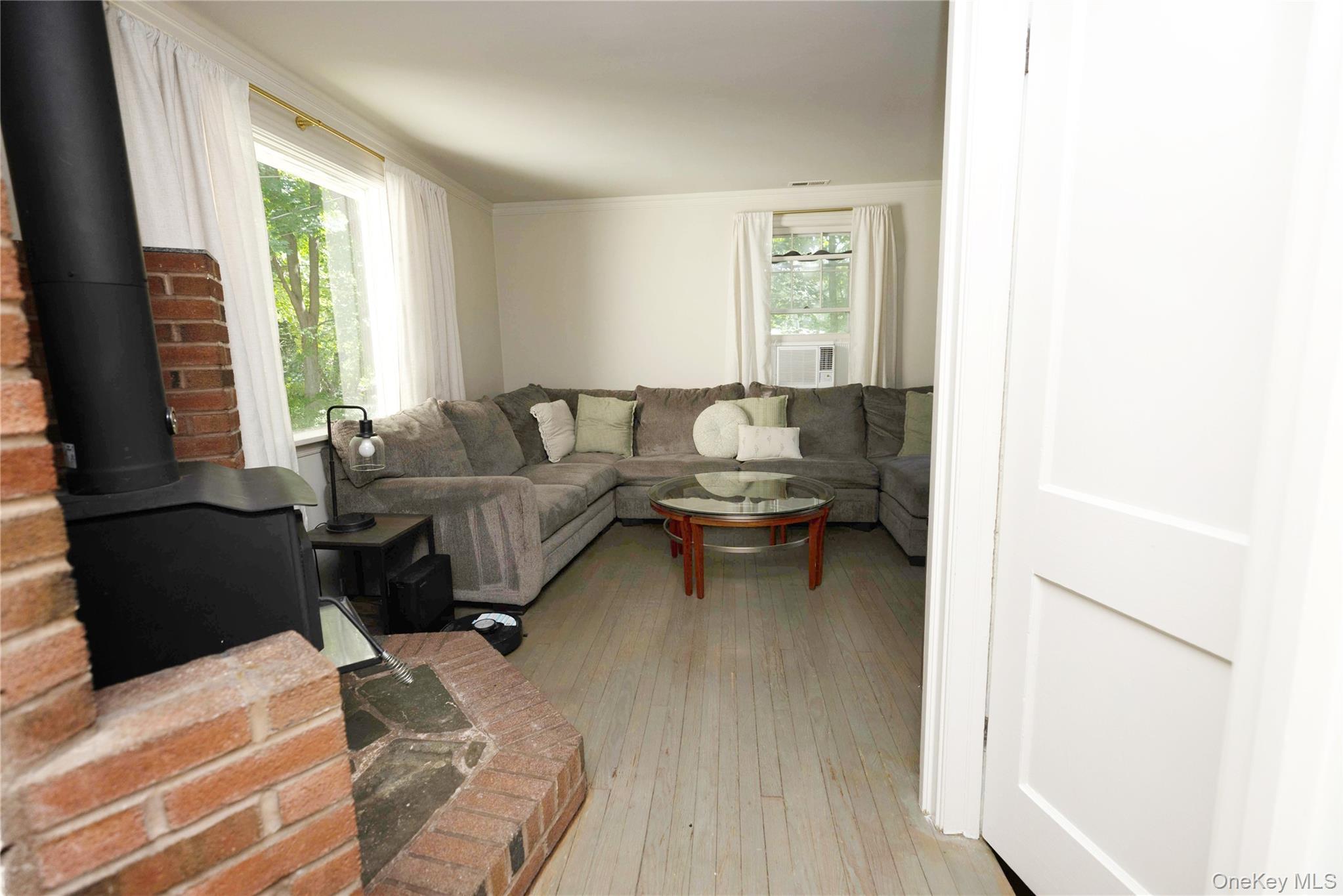 Single Family Lincoln Road Suffolk County, NY 11763, MLS-1041507-7