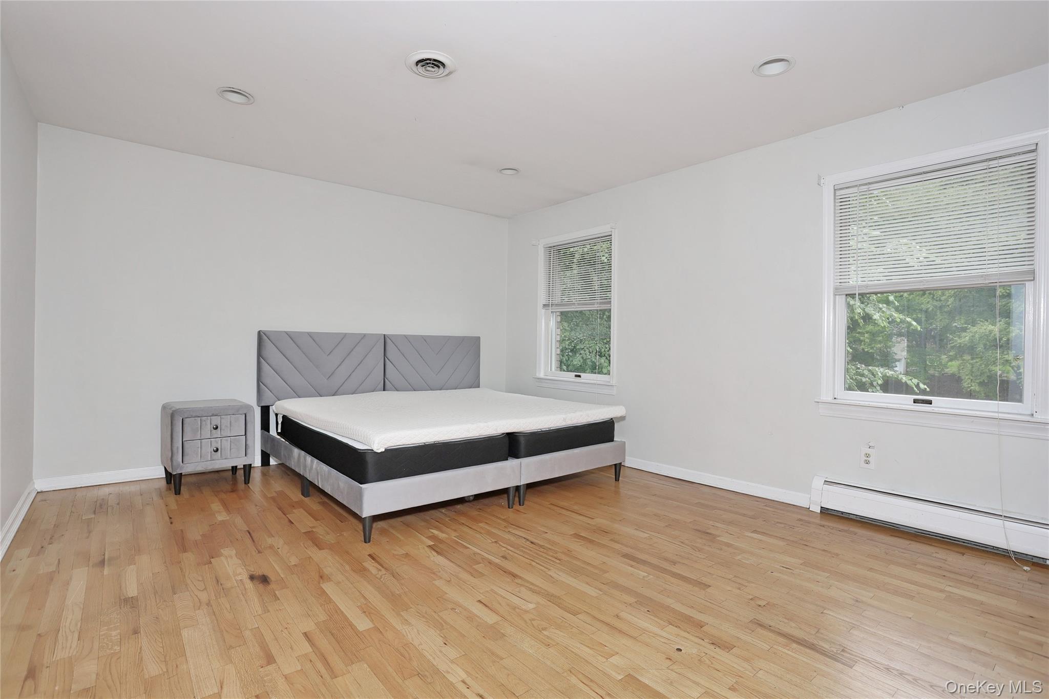 Single Family Nicole Way Rockland County, NY 10977, MLS-1041516-19