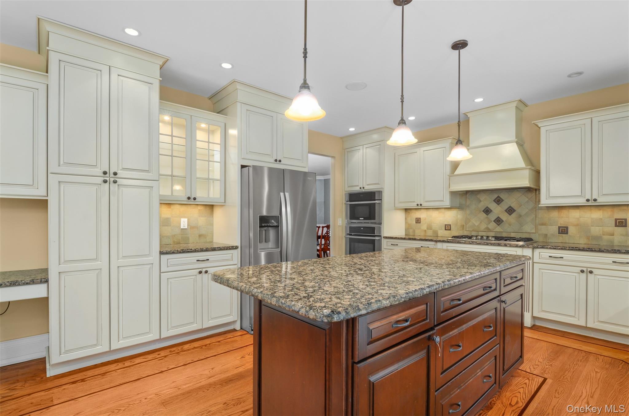 Single Family Canal Road  Suffolk County, NY 11766, MLS-1041520-9