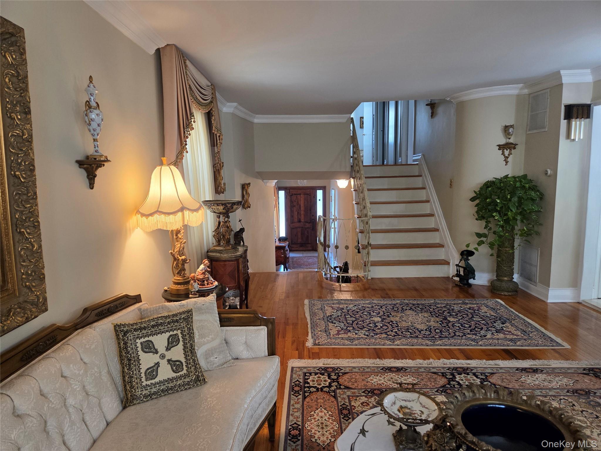Single Family 215th Street  Queens, NY 11360, MLS-1041536-6