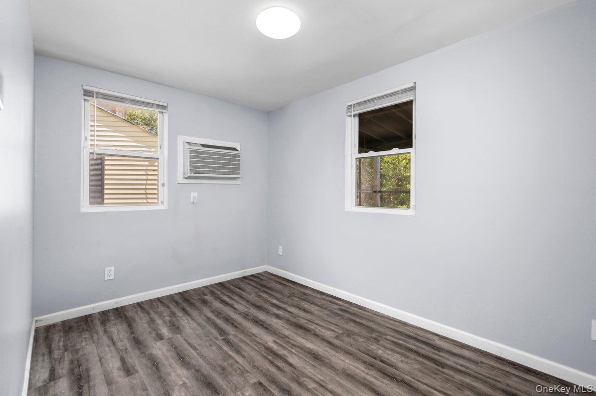 Single Family Flint Avenue  Bronx, NY 10475, MLS-1041542-13