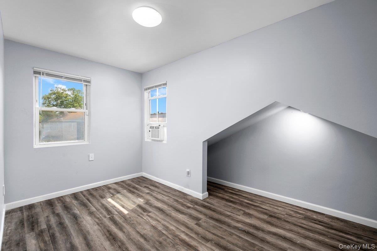 Single Family Flint Avenue  Bronx, NY 10475, MLS-1041542-20