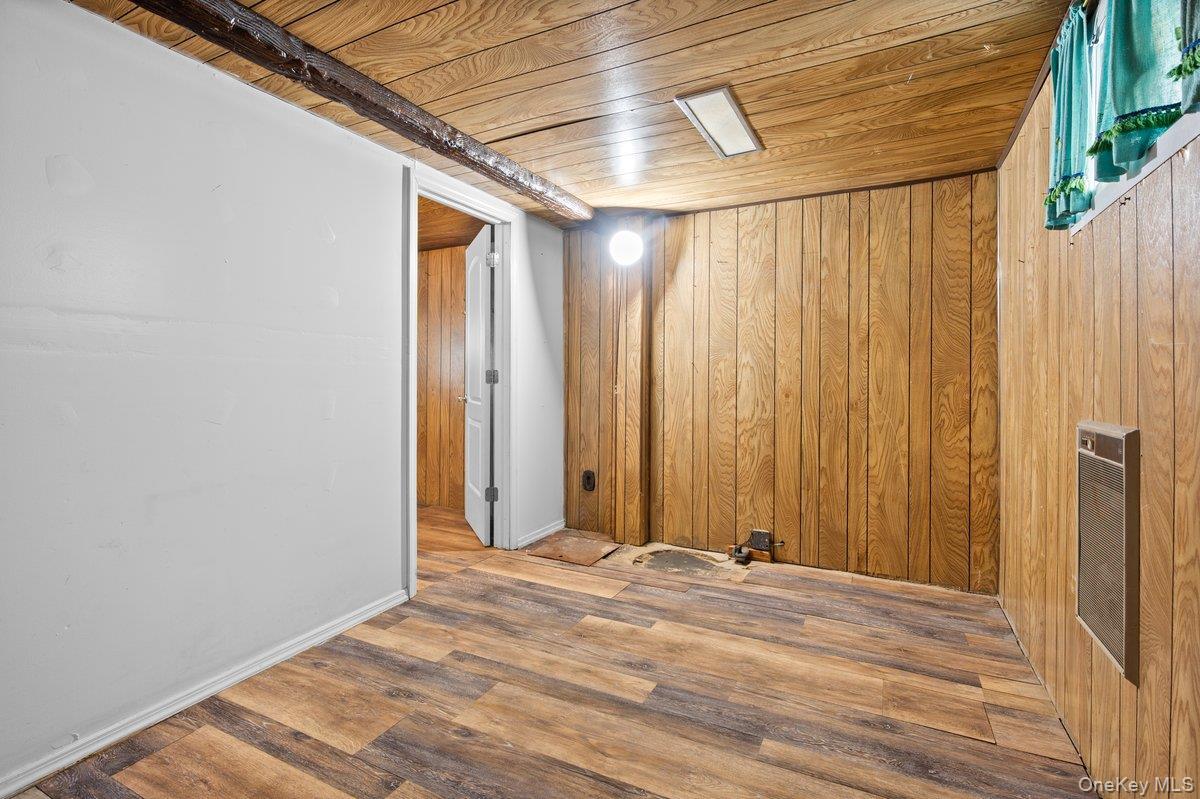 Single Family Flint Avenue  Bronx, NY 10475, MLS-1041542-23
