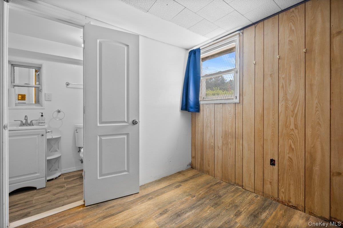 Single Family Flint Avenue  Bronx, NY 10475, MLS-1041542-25