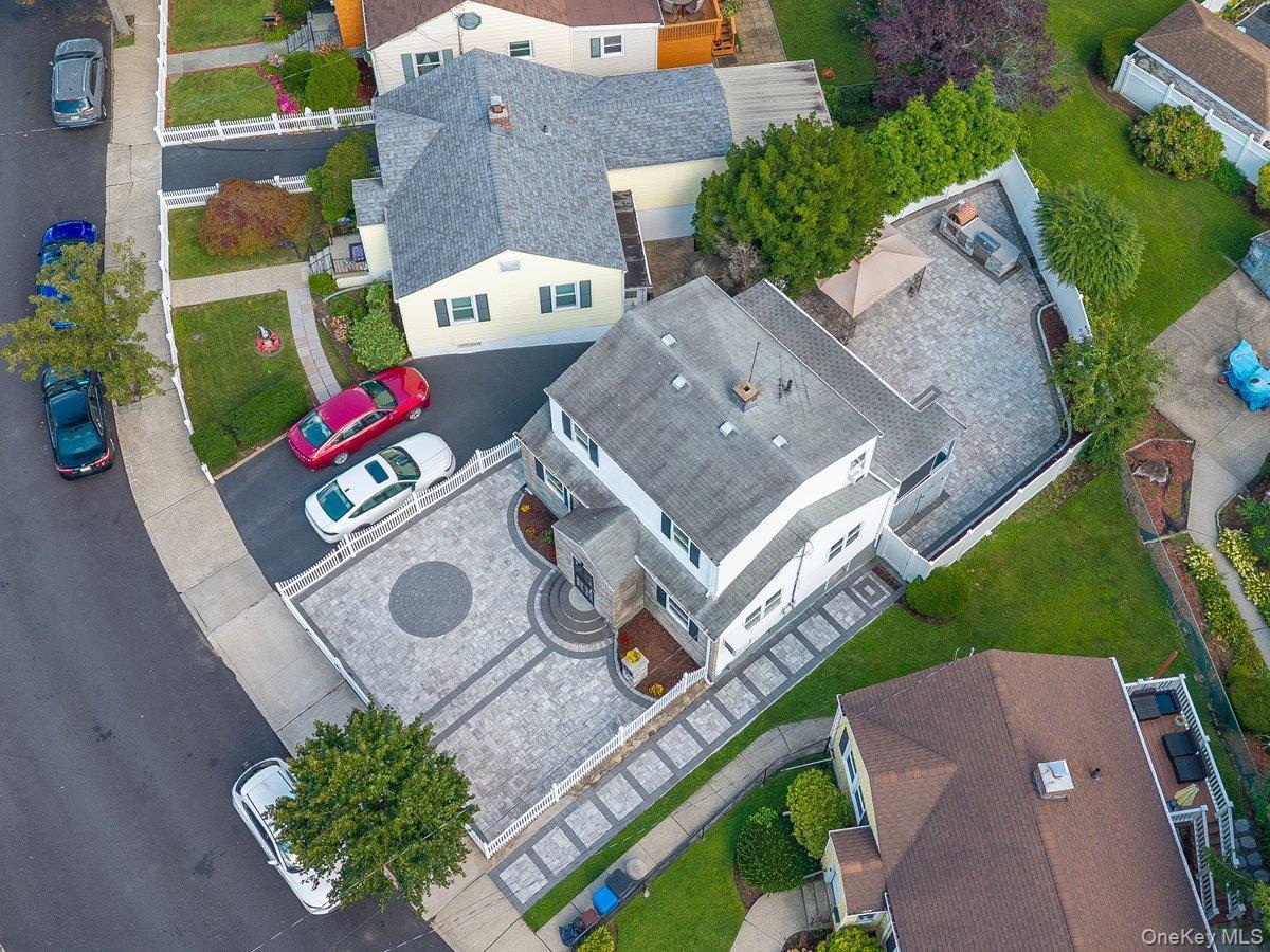 Single Family Flint Avenue  Bronx, NY 10475, MLS-1041542-32