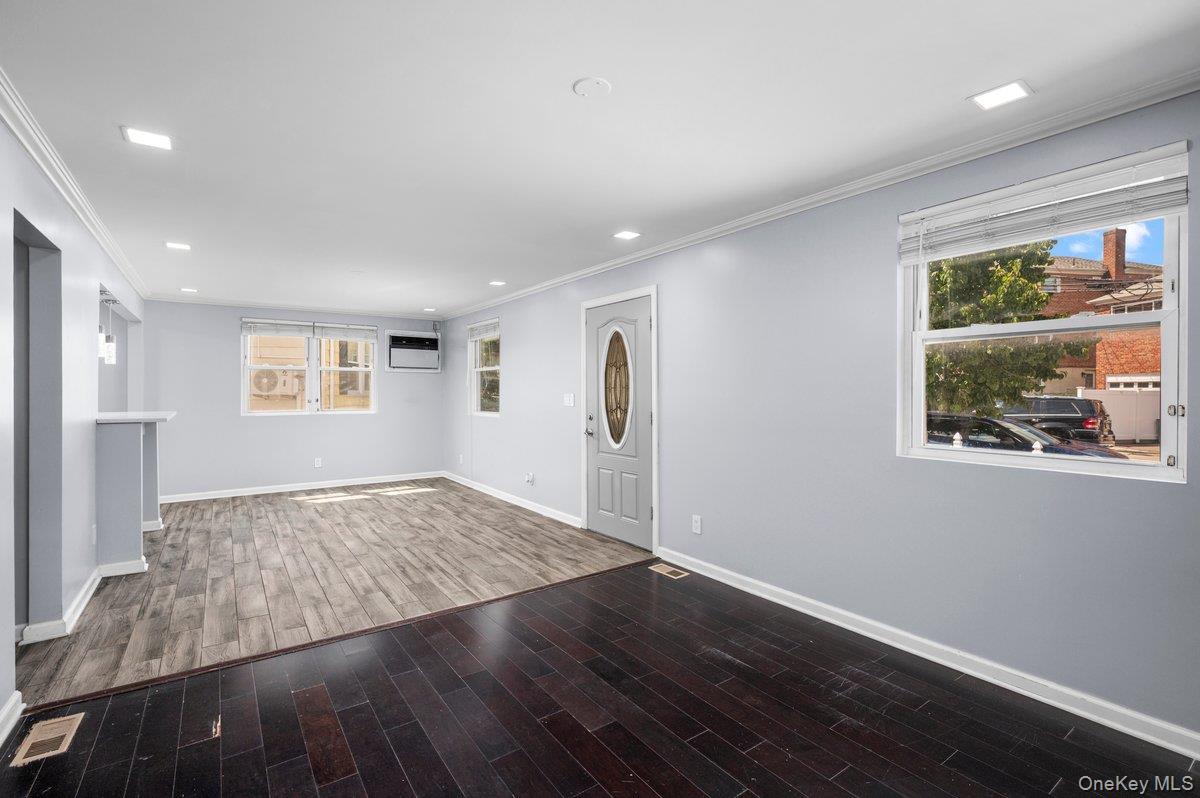 Single Family Flint Avenue  Bronx, NY 10475, MLS-1041542-4