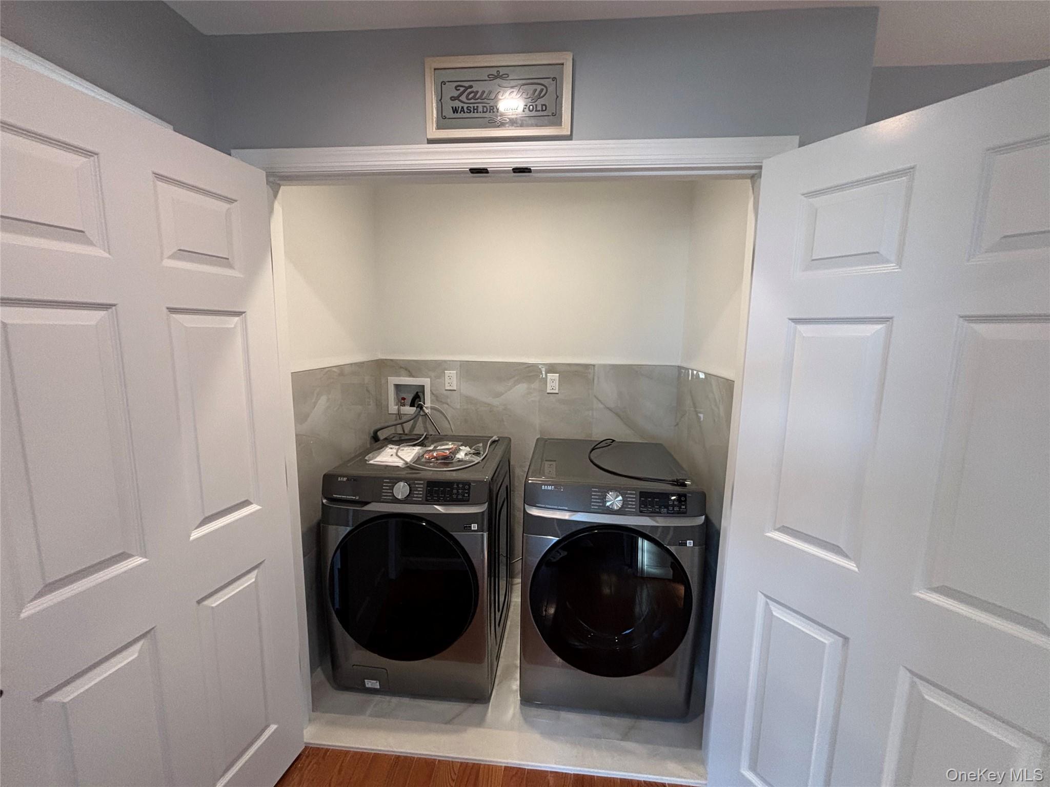 Single Family S Bayview Avenue Nassau County, NY 11520, MLS-1041544-23