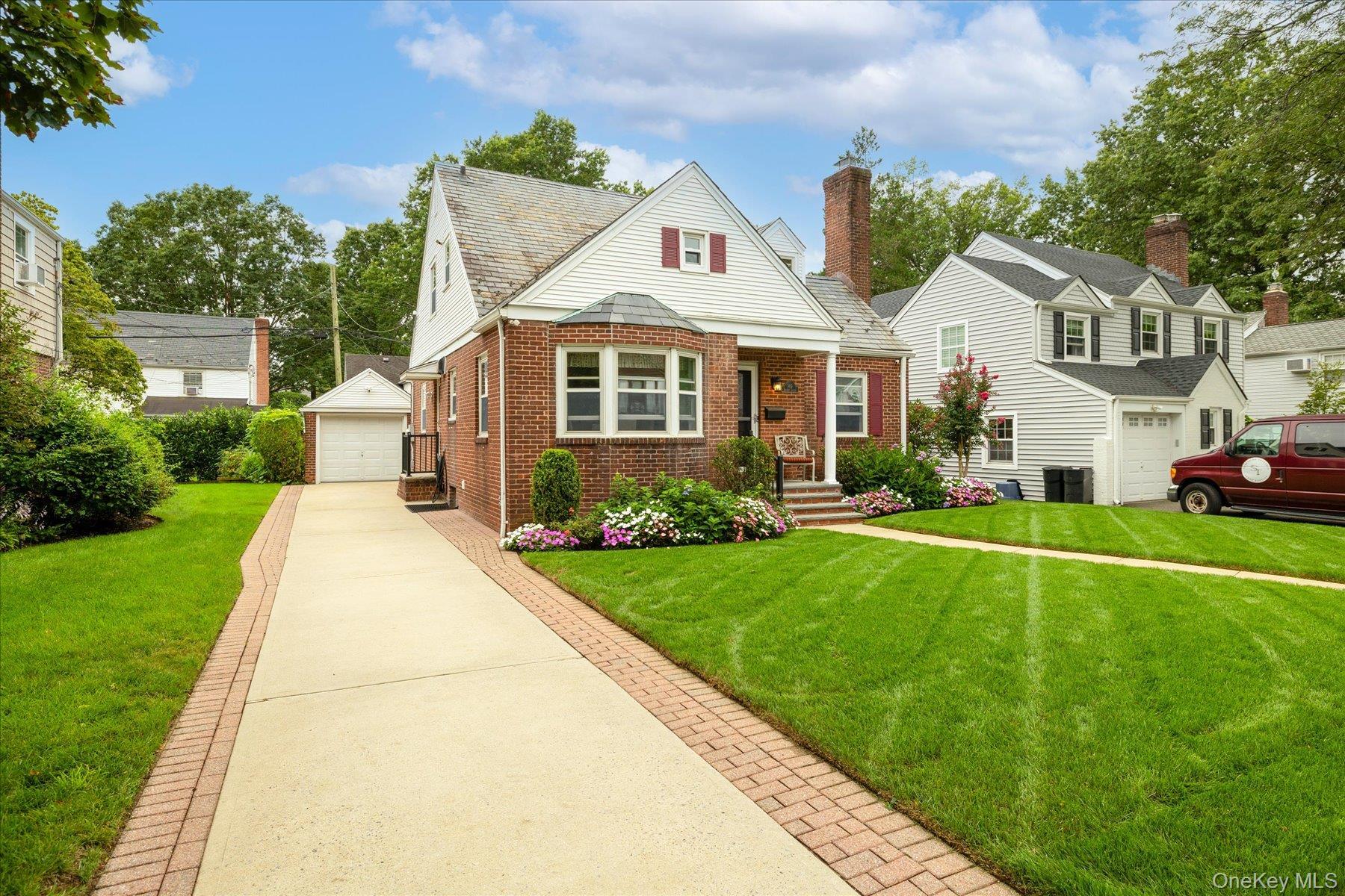 Single Family Beverly Avenue Nassau County, NY 11001, MLS-1041567-3
