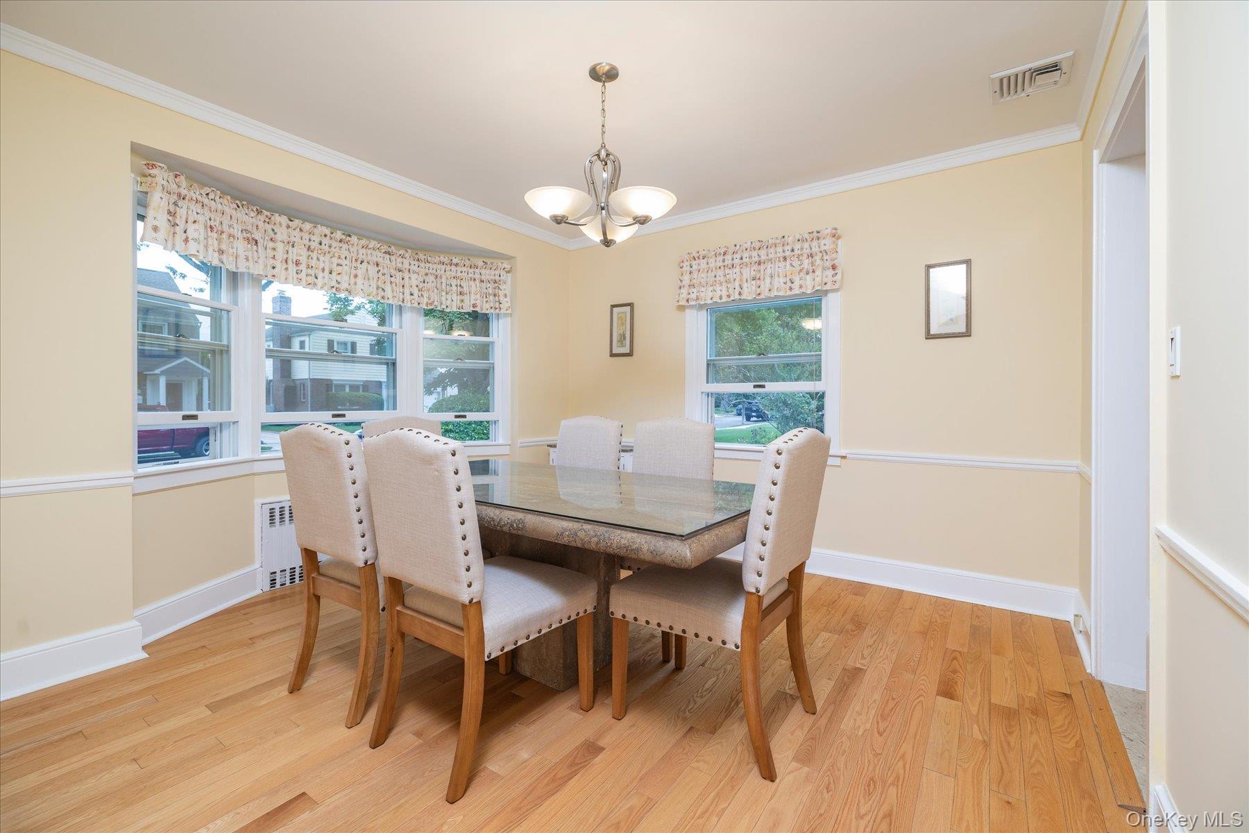 Single Family Beverly Avenue Nassau County, NY 11001, MLS-1041567-9