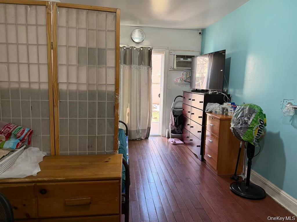 Single Family 39th Avenue  Queens, NY 11368, MLS-1041573-4