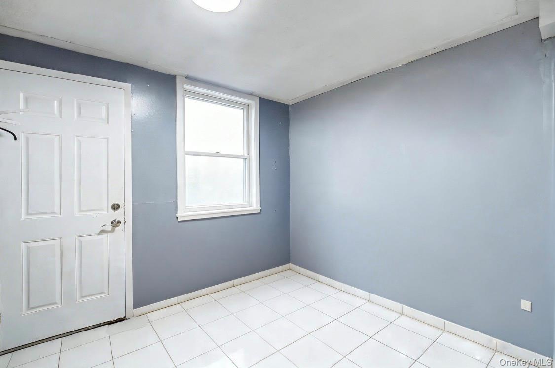 Single Family Avenue J Brooklyn, NY 11210, MLS-1041581-18