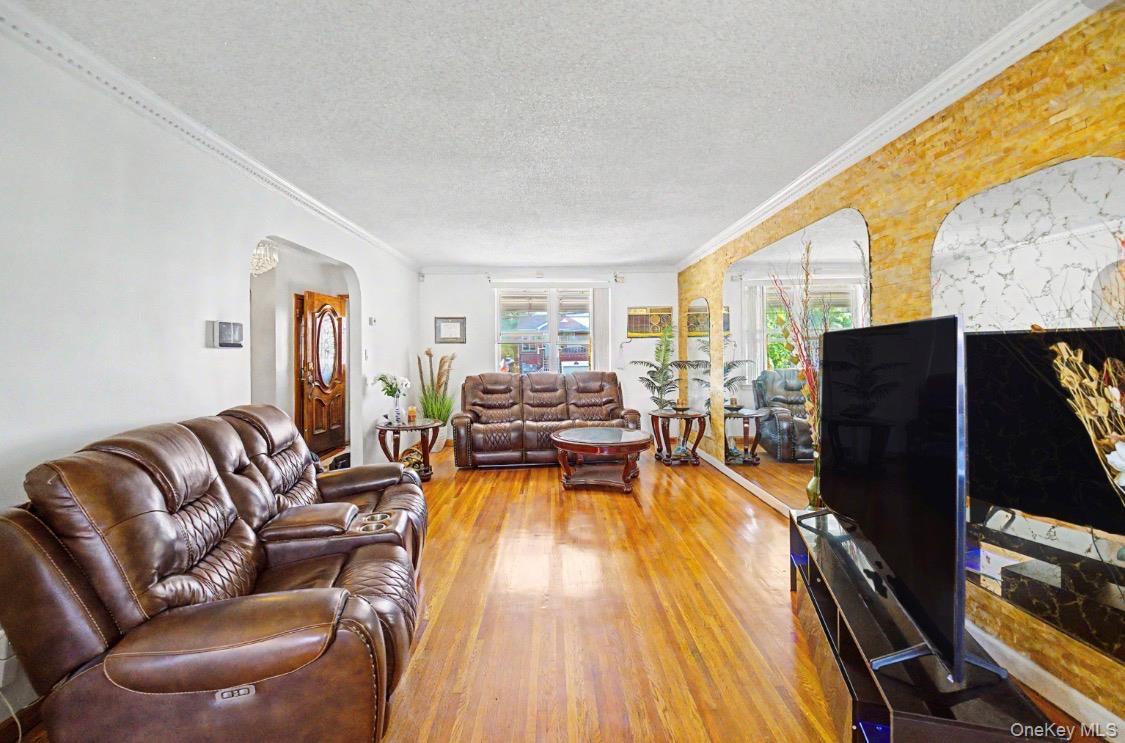 Single Family Avenue J Brooklyn, NY 11210, MLS-1041581-3