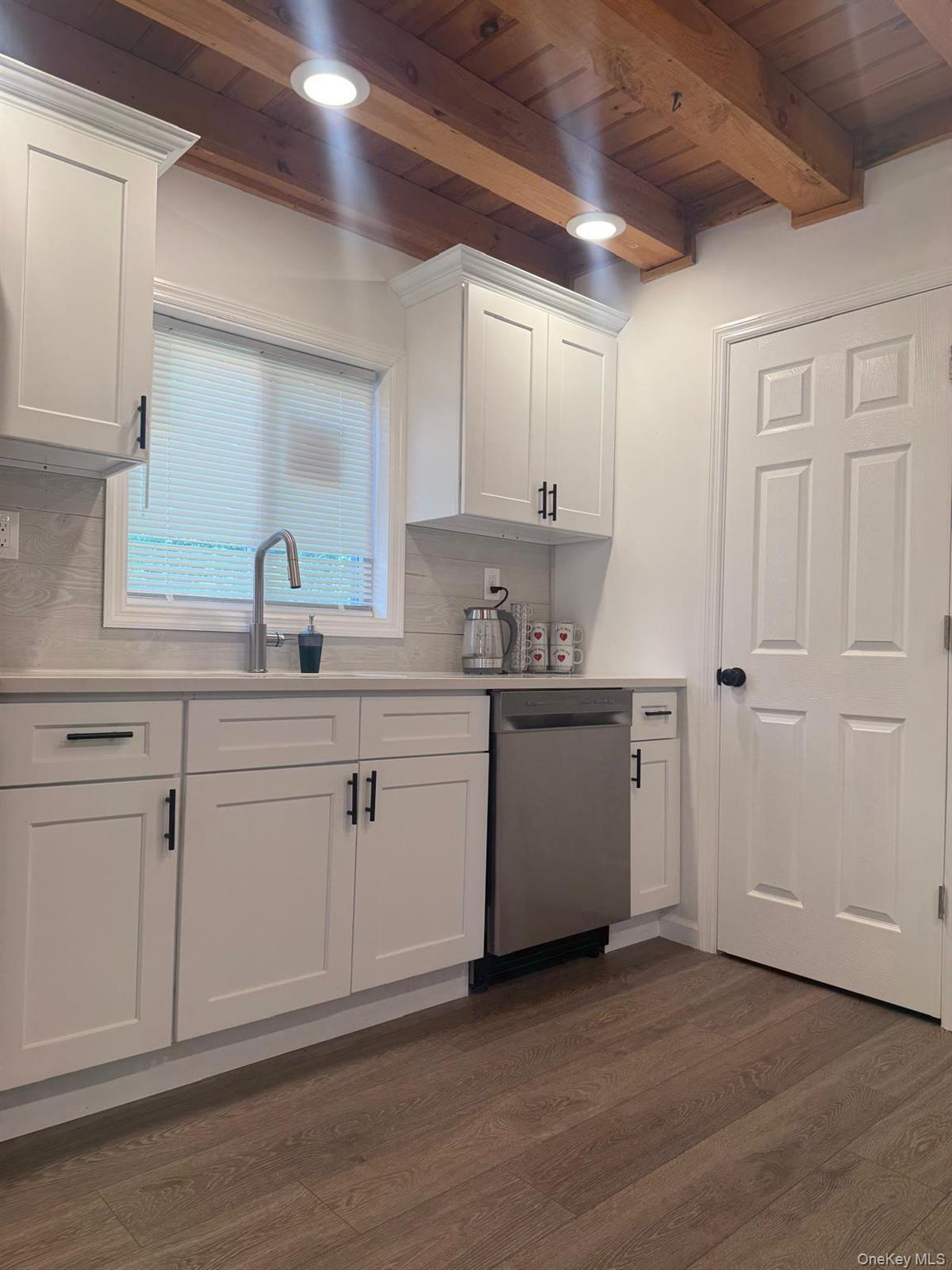 Single Family Lake Avenue Out Of Area, NY 12053, MLS-1041593-12