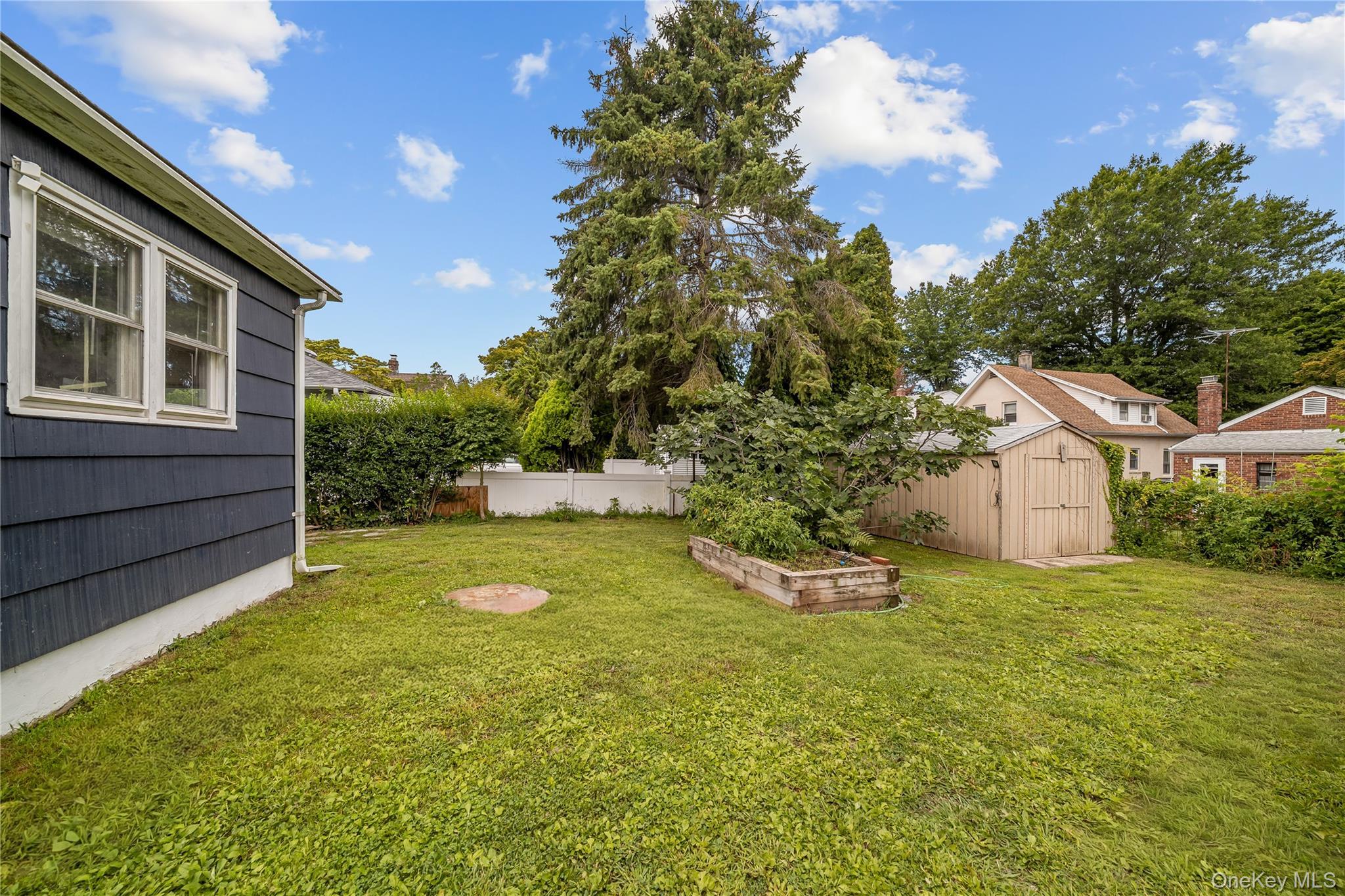 Single Family Littleworth Lane Nassau County, NY 11579, MLS-1041608-17
