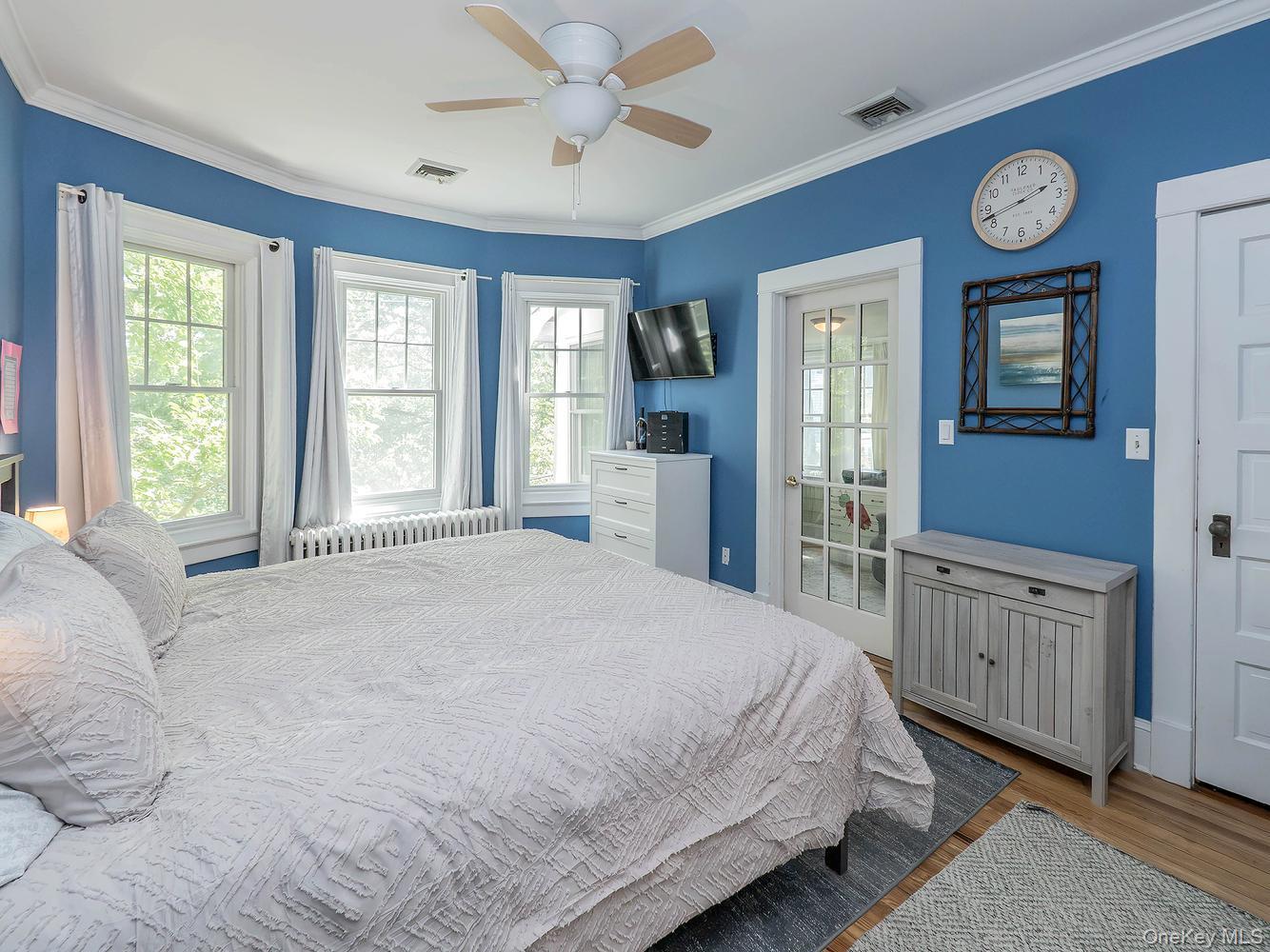 Single Family Franklin Avenue Nassau County, NY 11579, MLS-1041626-23