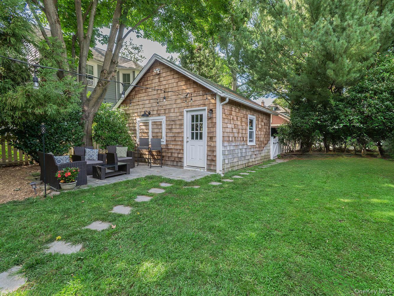 Single Family Franklin Avenue Nassau County, NY 11579, MLS-1041626-30