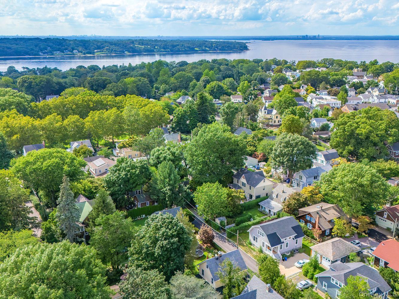 Single Family Franklin Avenue Nassau County, NY 11579, MLS-1041626-34