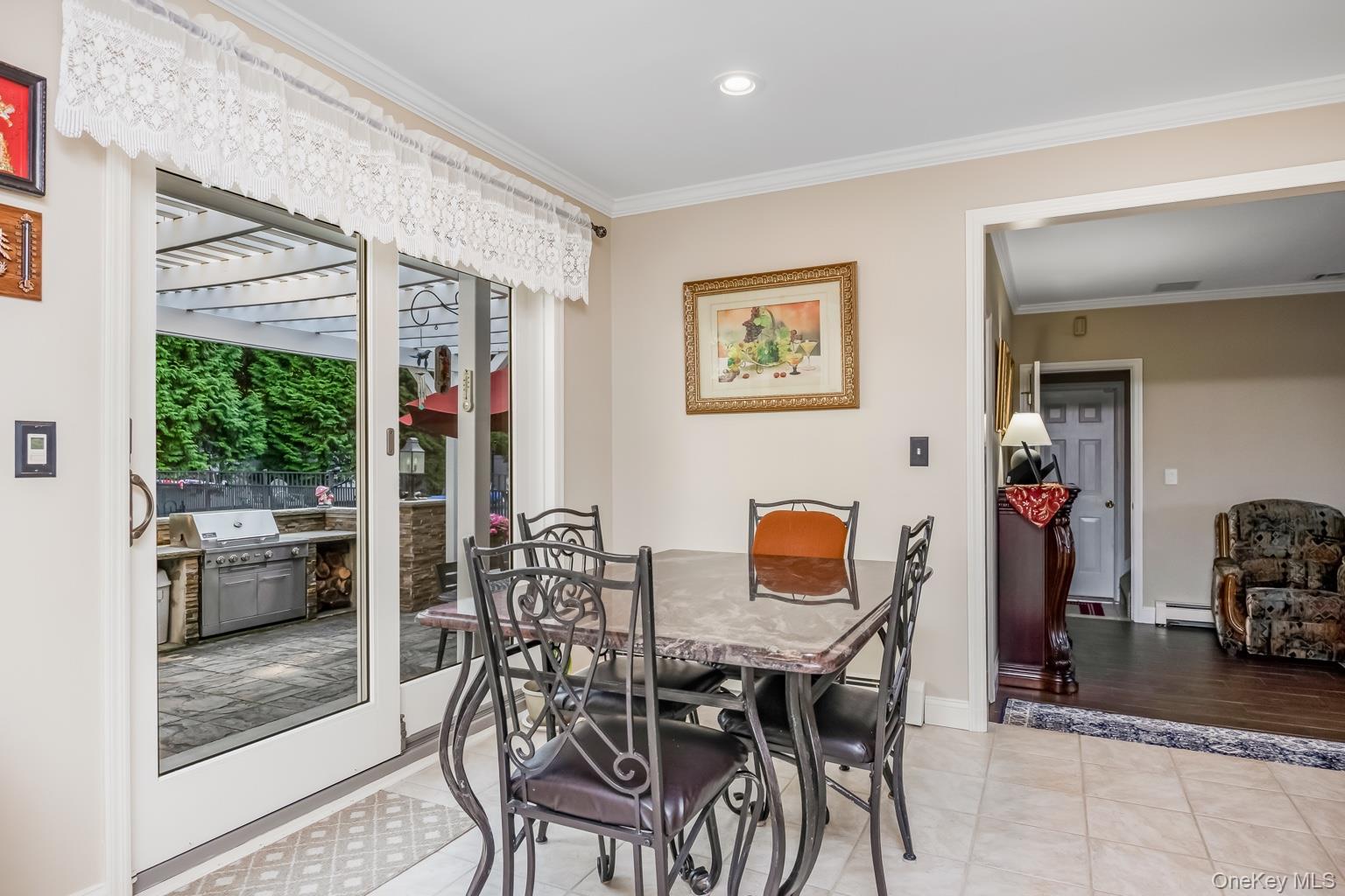 Single Family Vera Court  Suffolk County, NY 11720, MLS-1041647-10