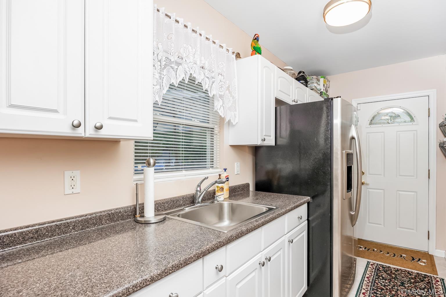 Single Family Vera Court  Suffolk County, NY 11720, MLS-1041647-11