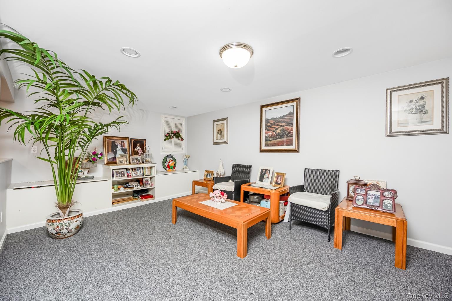 Single Family Vera Court  Suffolk County, NY 11720, MLS-1041647-23