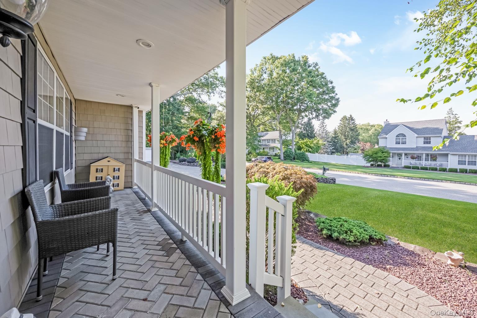 Single Family Vera Court  Suffolk County, NY 11720, MLS-1041647-28