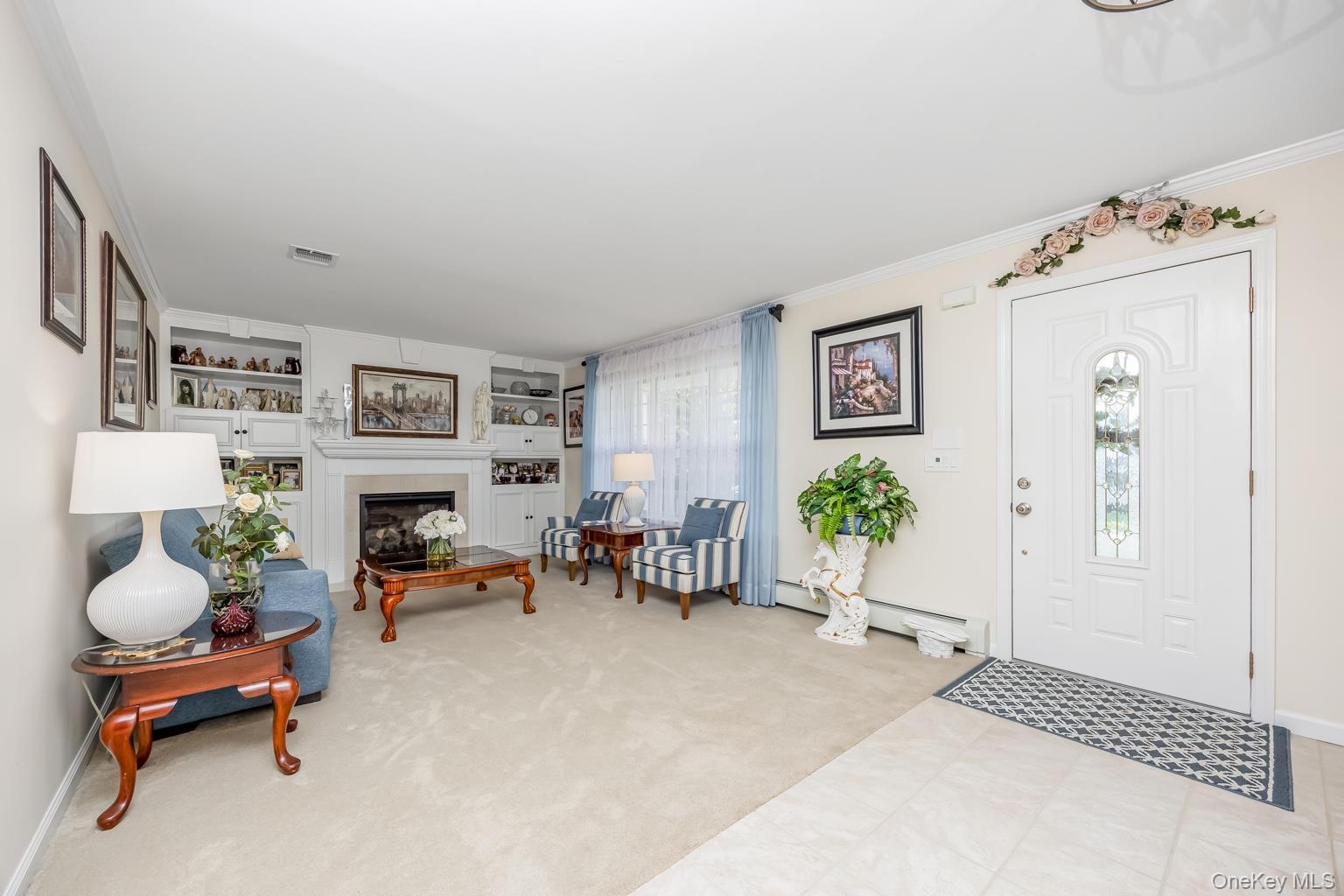 Single Family Vera Court  Suffolk County, NY 11720, MLS-1041647-4