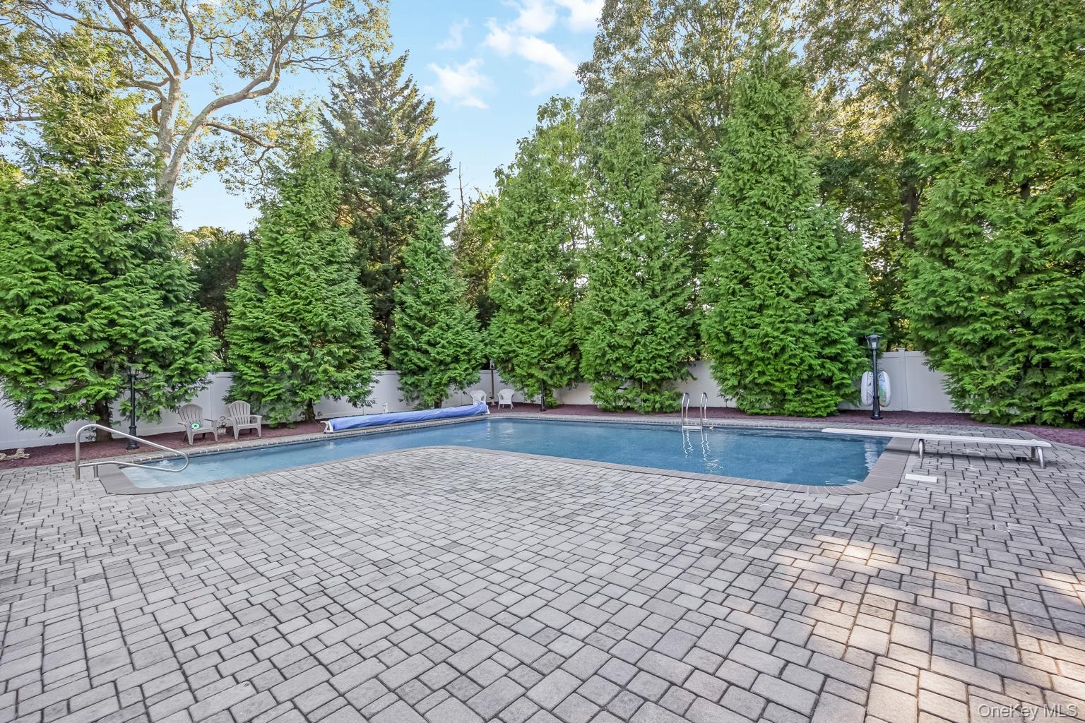 Single Family Vera Court  Suffolk County, NY 11720, MLS-1041647-41