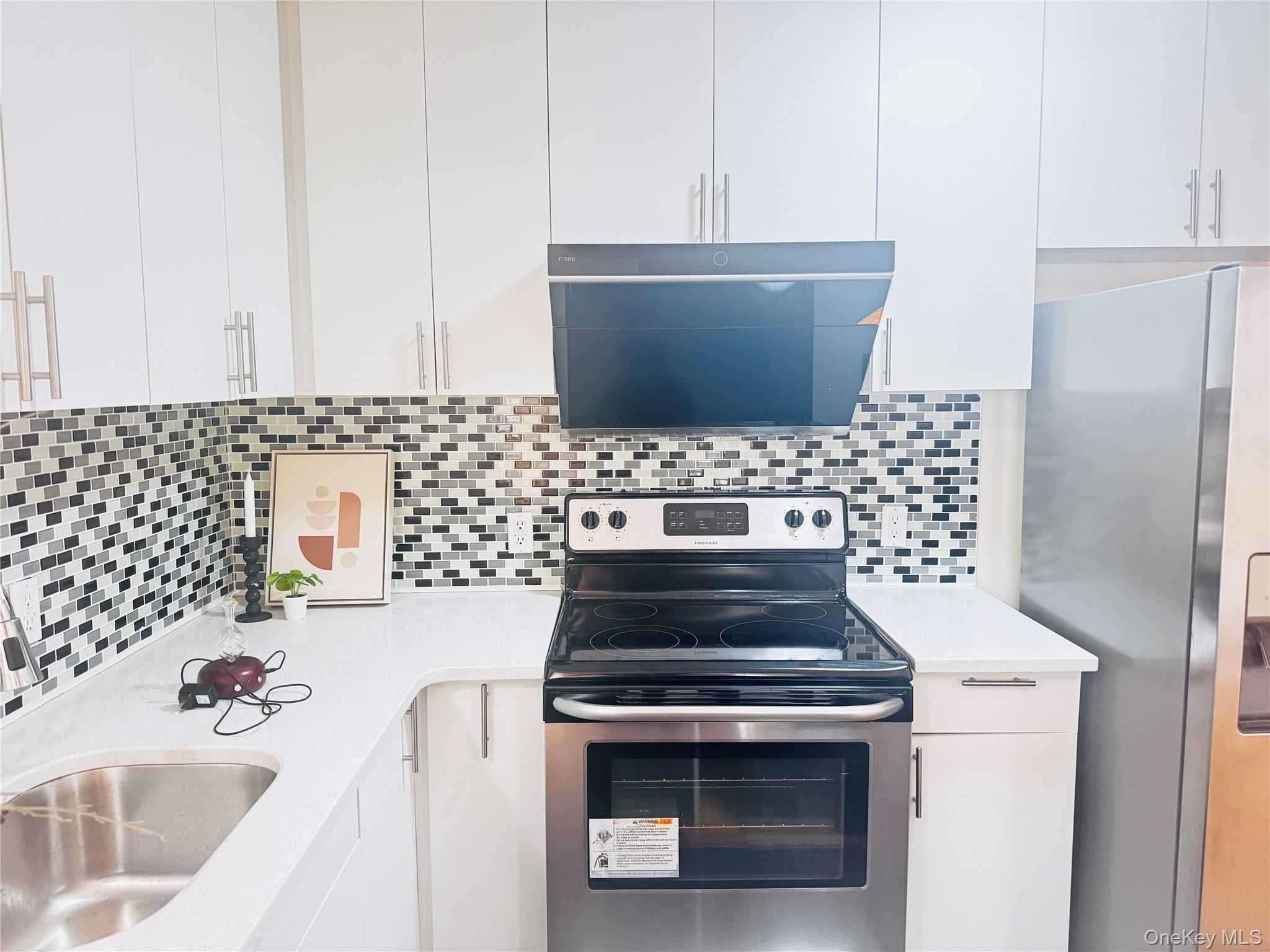 Single Family 85th Avenue  Queens, NY 11427, MLS-1041652-37