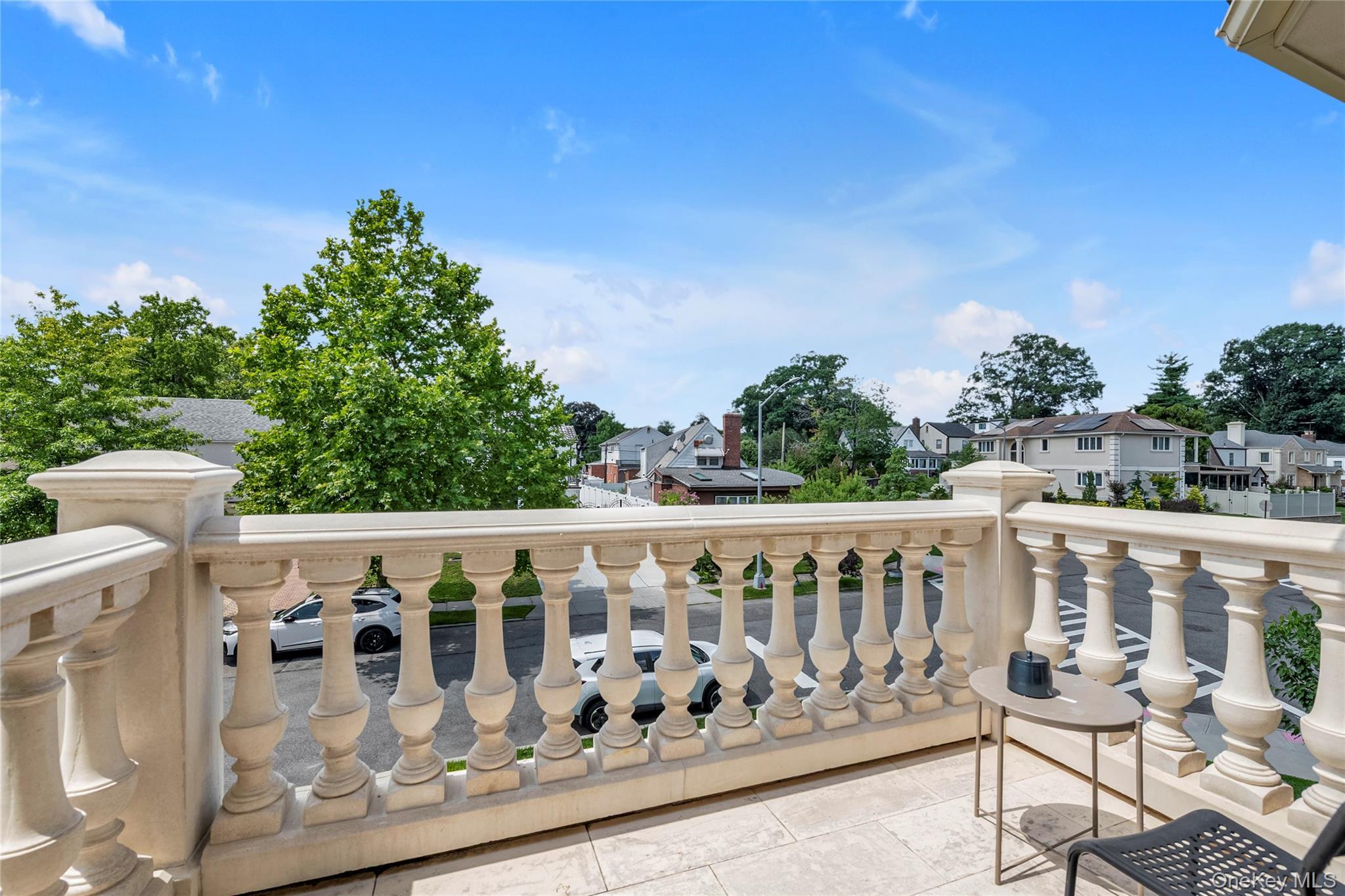 Single Family 85th Avenue  Queens, NY 11427, MLS-1041652-39