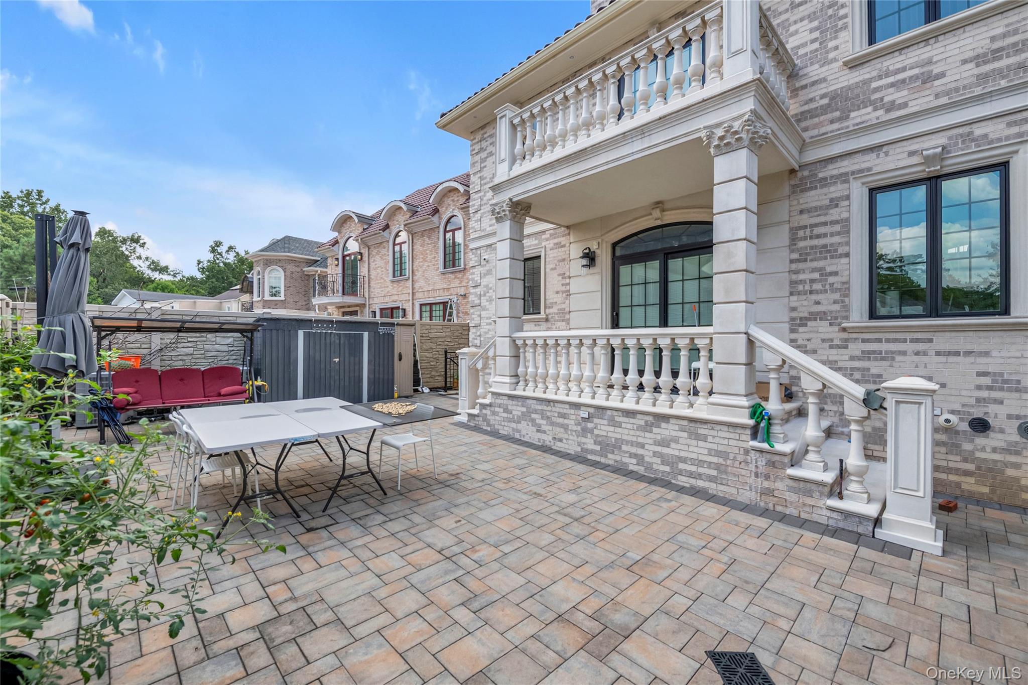 Single Family 85th Avenue  Queens, NY 11427, MLS-1041652-40