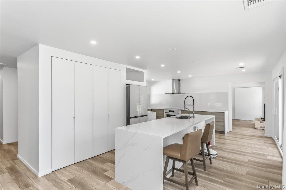 Single Family Empire Court  Suffolk County, NY 11746, MLS-1041653-10