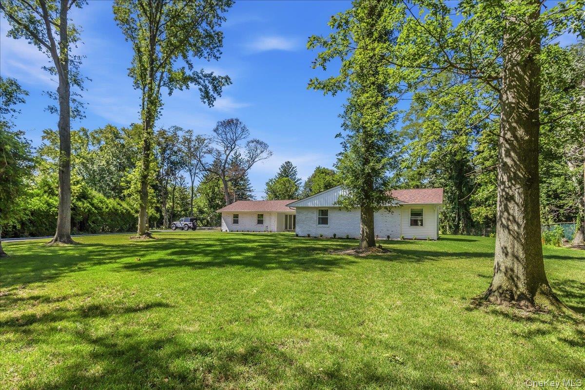 Single Family Empire Court  Suffolk County, NY 11746, MLS-1041653-3