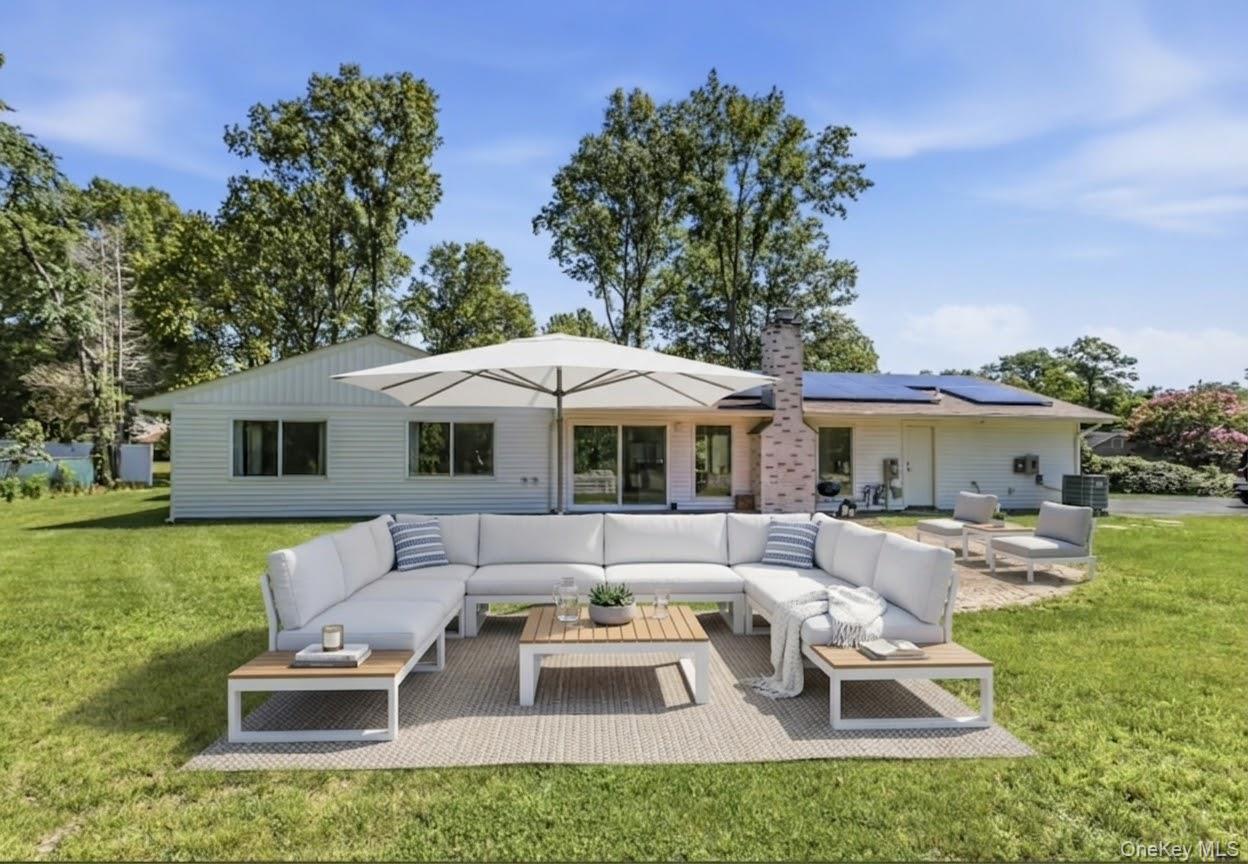 Single Family Empire Court  Suffolk County, NY 11746, MLS-1041653-47