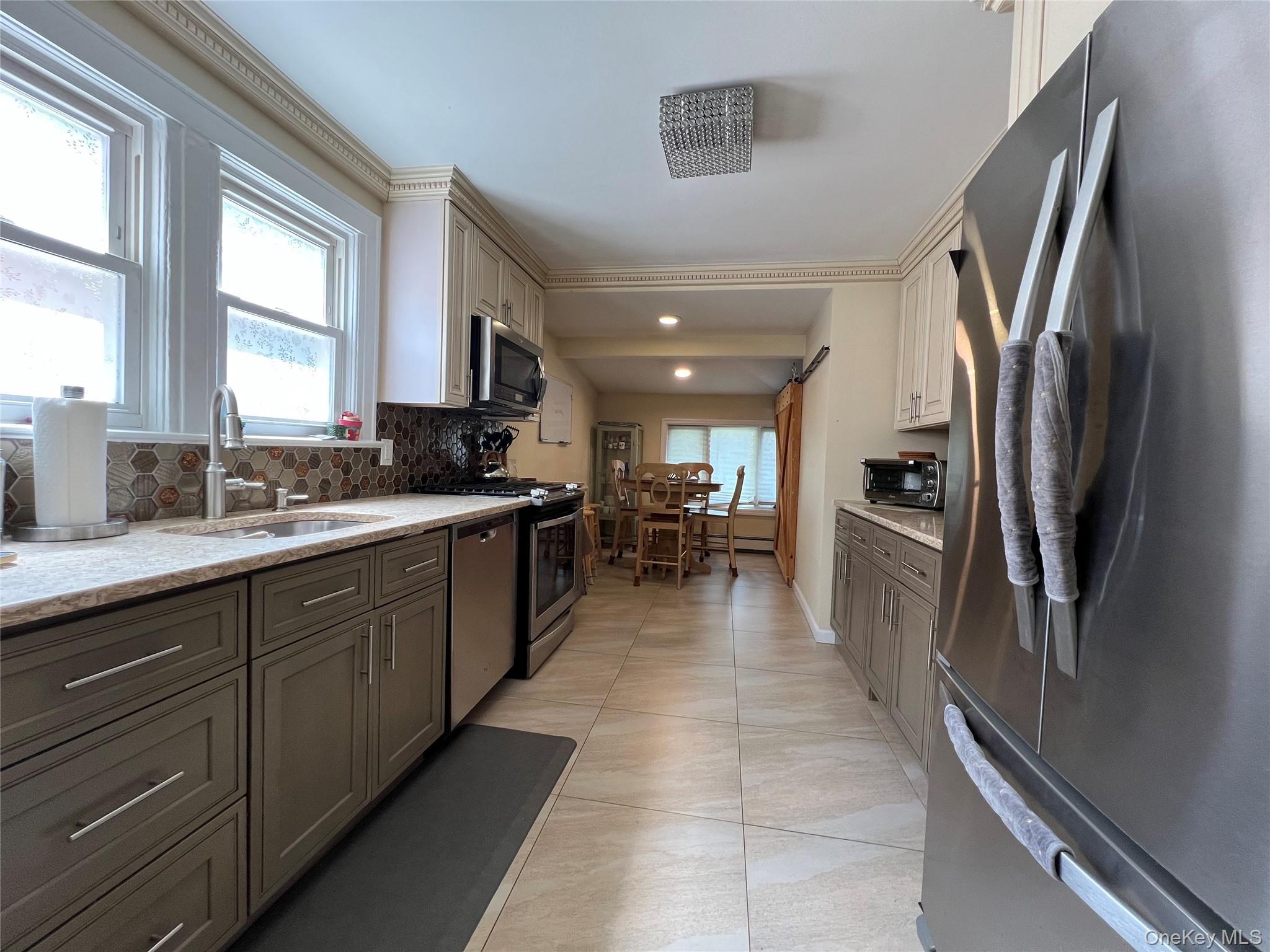 Single Family Maplegrove Avenue  Nassau County, NY 11553, MLS-1041659-2