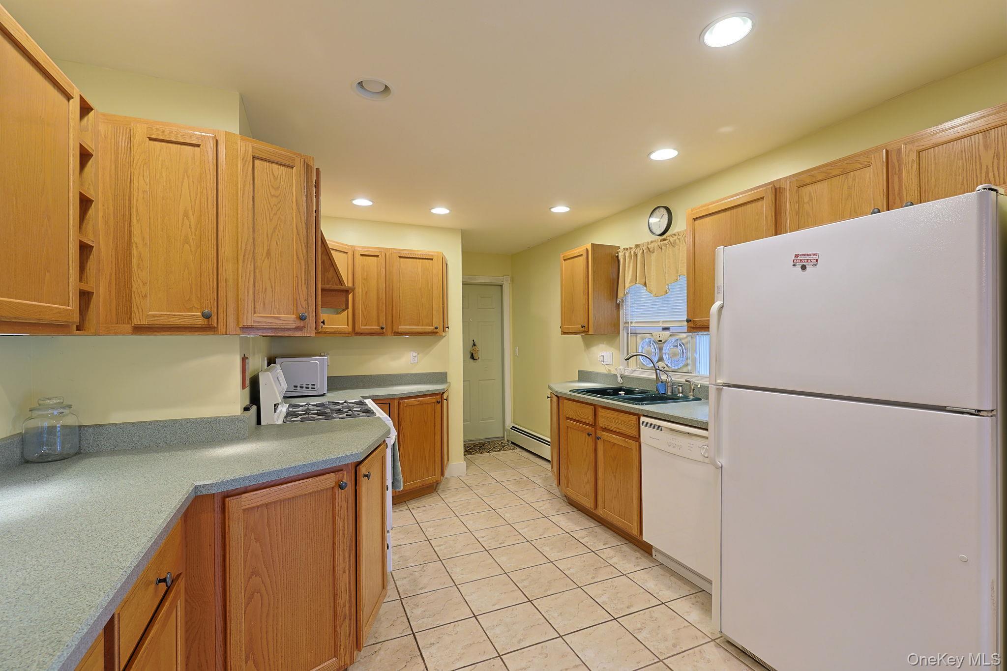 Single Family Magnolia Drive Dutchess County, NY 12590, MLS-1041660-12