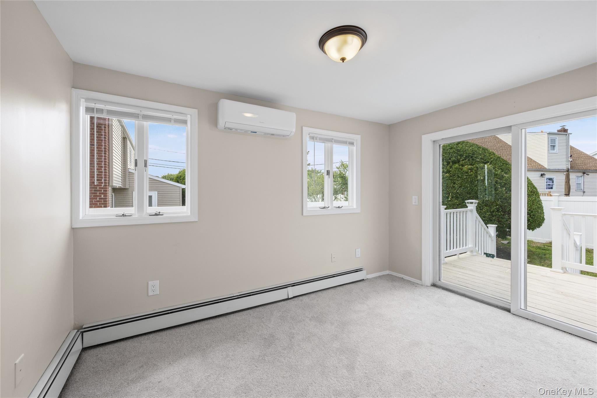 Single Family Cherry Avenue Nassau County, NY 11714, MLS-1041667-22