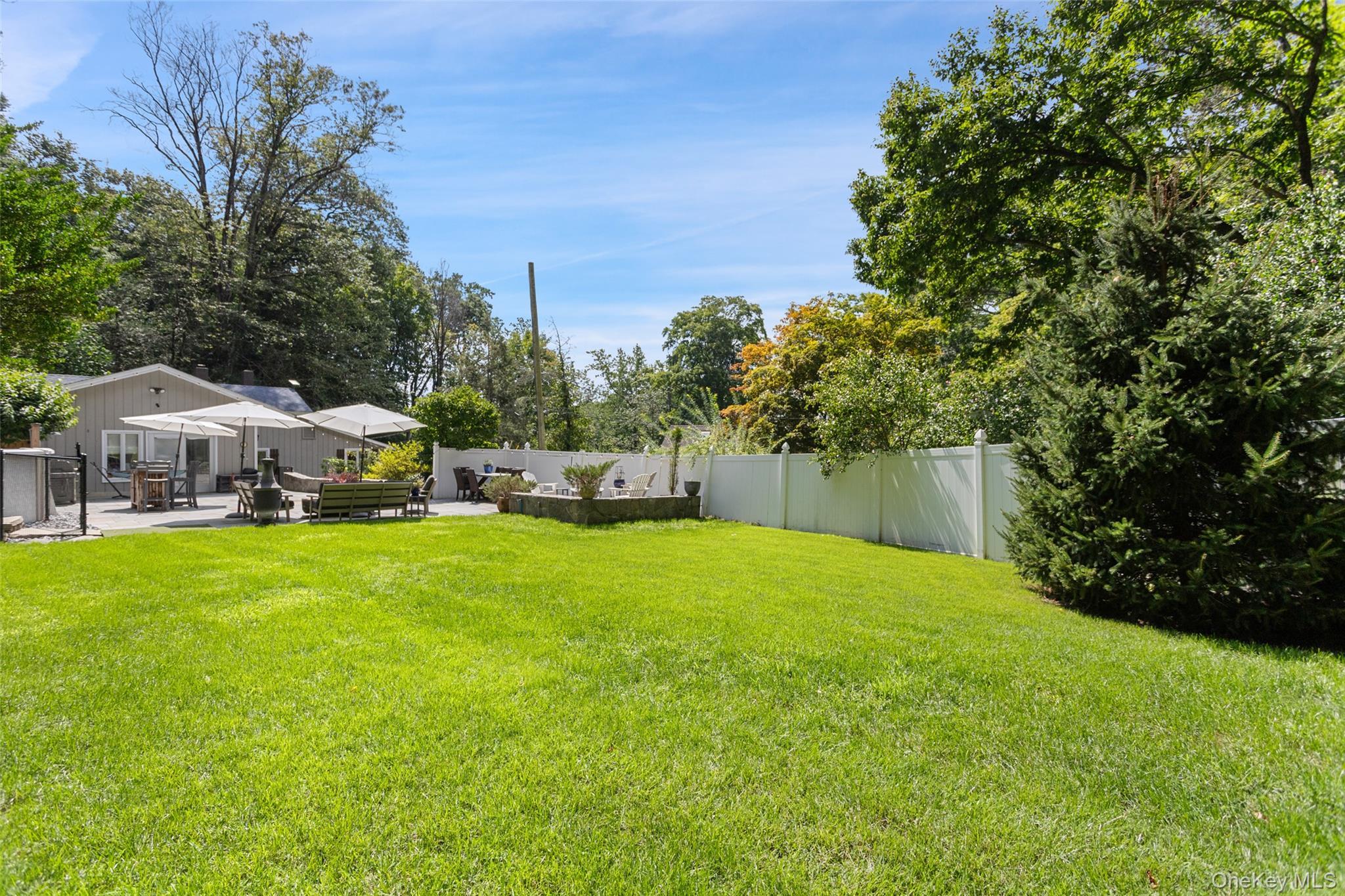 Single Family Laurel Road Westchester County, NY 10590, MLS-1041674-19