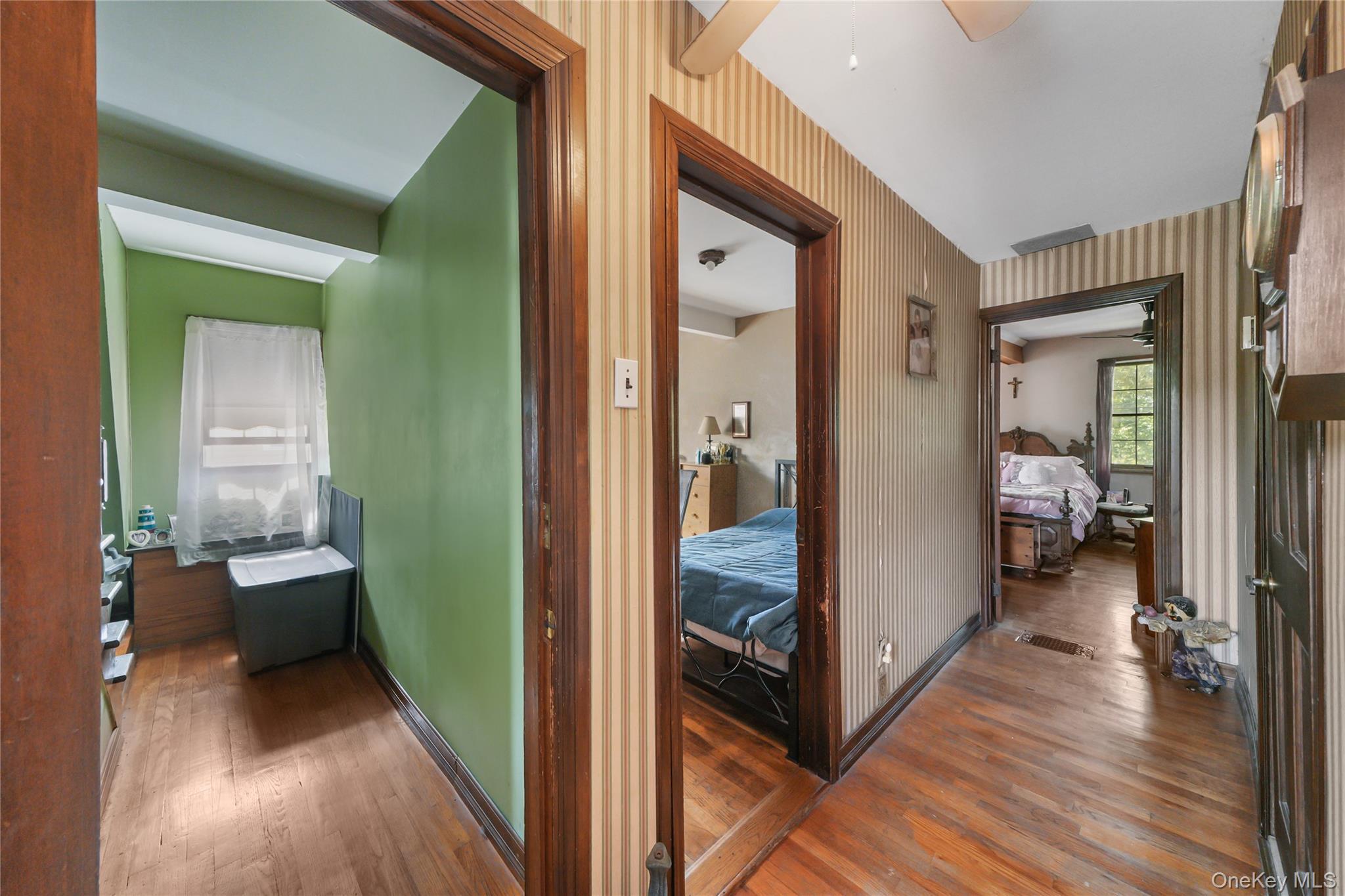 Single Family Throggs Neck Expressway Bronx, NY 10465, MLS-1041683-16