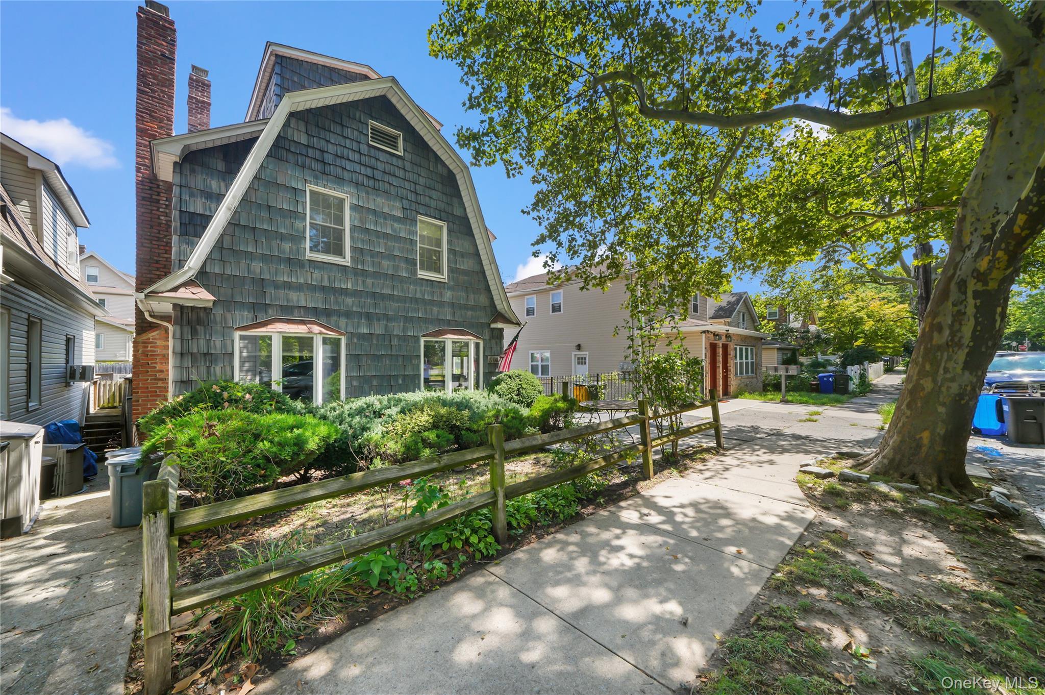 Single Family Throggs Neck Expressway Bronx, NY 10465, MLS-1041683-24