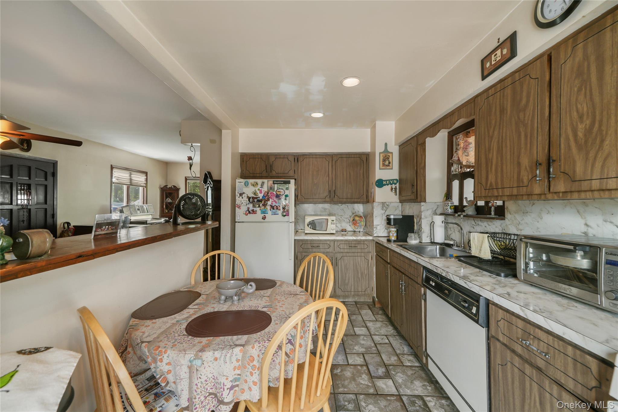Single Family Throggs Neck Expressway Bronx, NY 10465, MLS-1041683-8