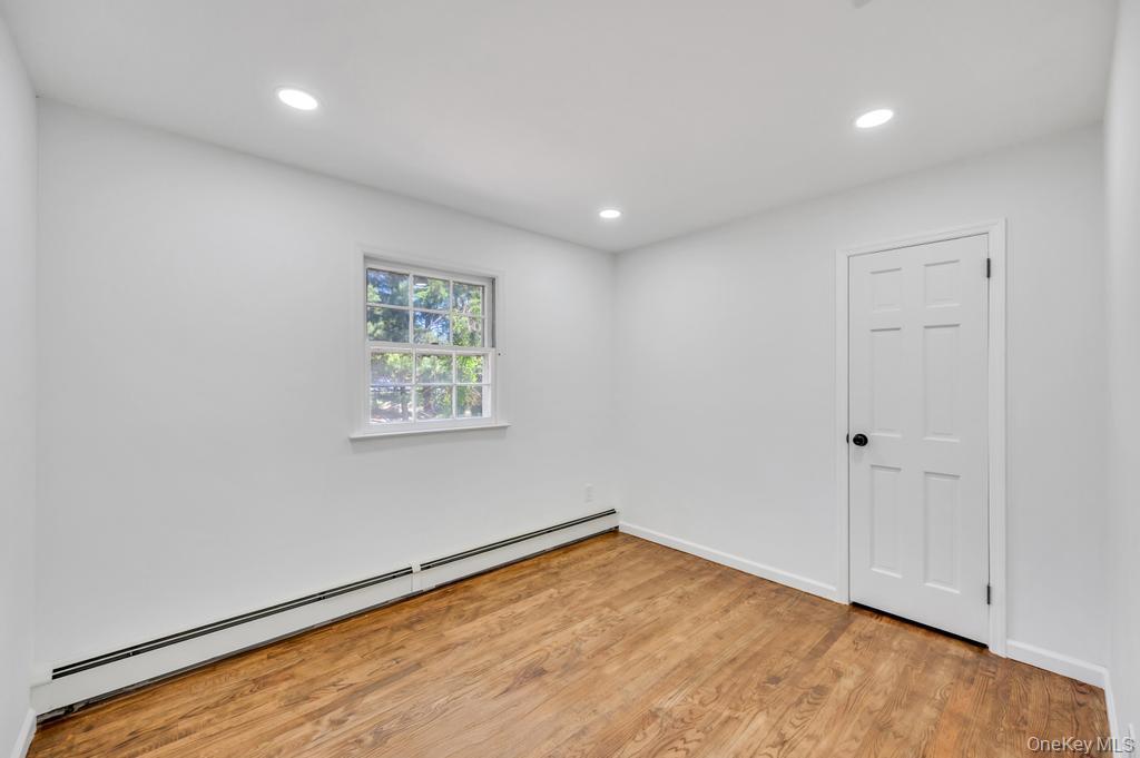 Single Family Cynthia Lane Suffolk County, NY 11768, MLS-1041686-17