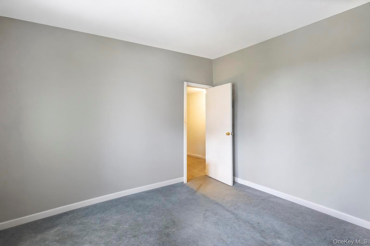 Single Family Imperial Drive Suffolk County, NY 11784, MLS-1041693-27