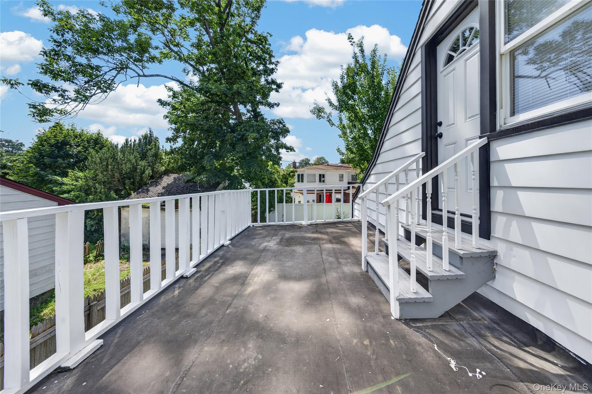 Single Family Sylvan Lane Nassau County, NY 11590, MLS-1041700-14