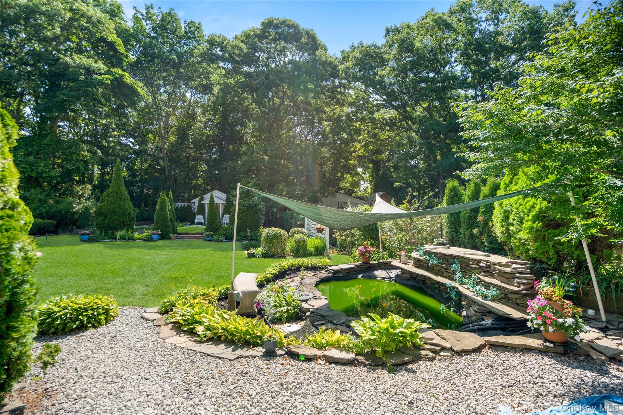 Single Family Boxwood Drive Suffolk County, NY 11967, MLS-1041711-14